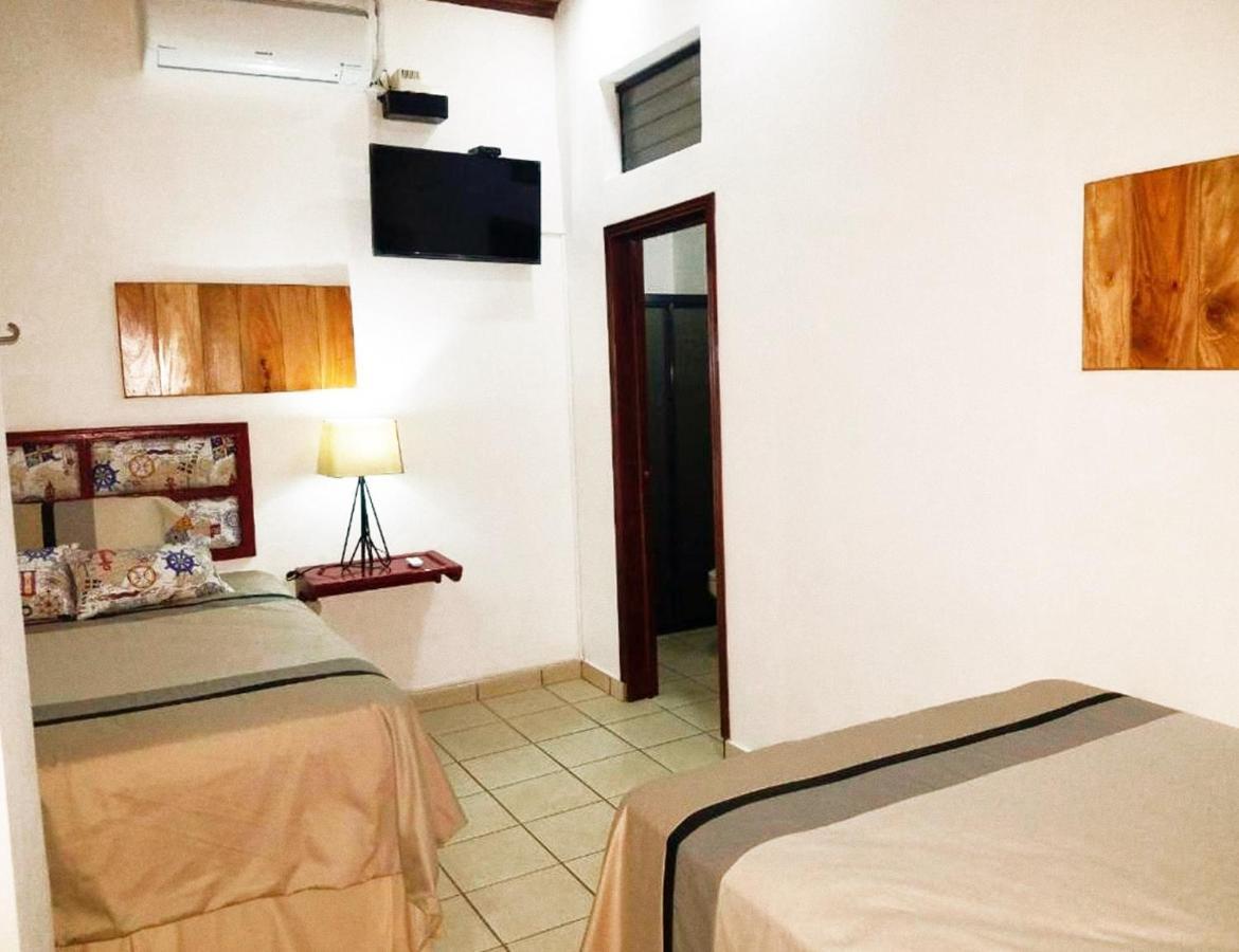 Hostal Las Puertas Santa Ana Buitenkant foto
