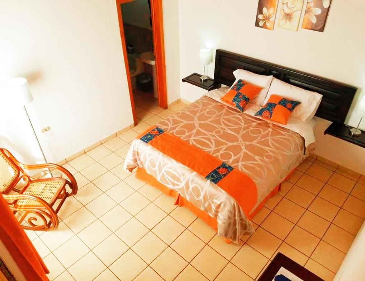 Hostal Las Puertas Santa Ana Buitenkant foto