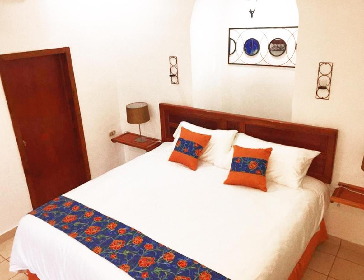Hostal Las Puertas Santa Ana Buitenkant foto