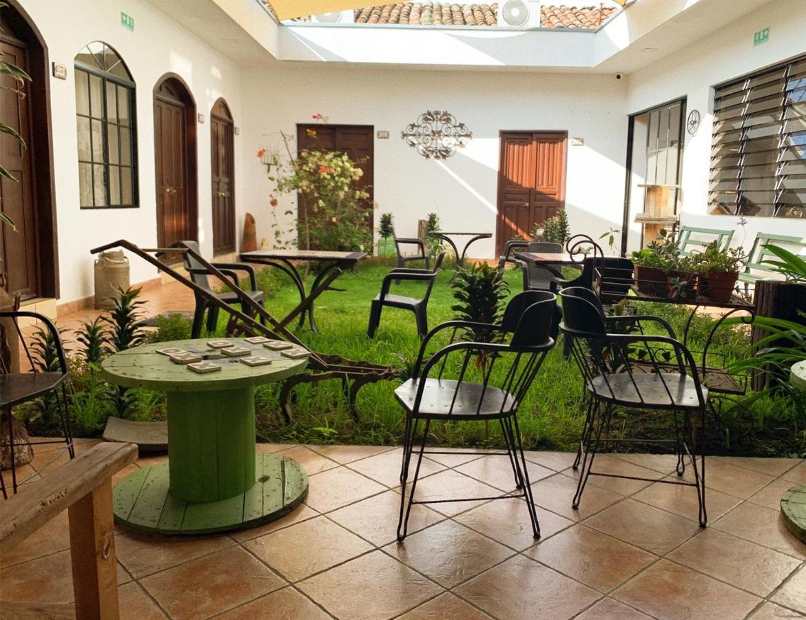 Hostal Las Puertas Santa Ana Buitenkant foto